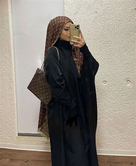 LV Abaya – Be Hijabi.